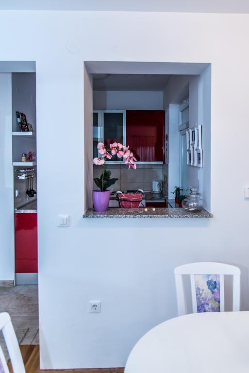 Apartment Flores Osijek Exterior foto