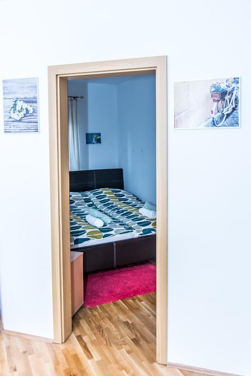 Apartment Flores Osijek Exterior foto
