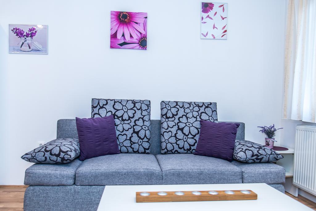 Apartment Flores Osijek Exterior foto